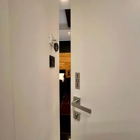 Elegance Spaccanapoli Oda ve Kahvaltı