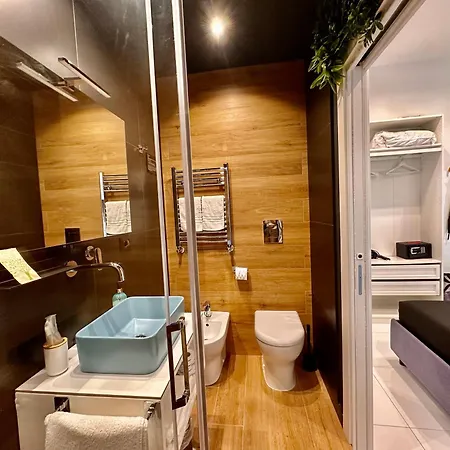 Elegance Spaccanapoli Oda ve Kahvaltı