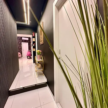 Elegance Spaccanapoli Νάπολη