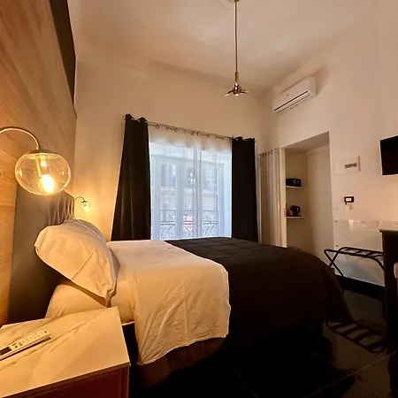 Elegance Spaccanapoli Νάπολη