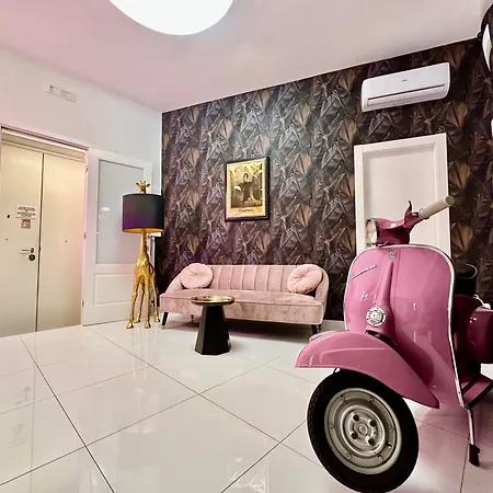 Elegance Spaccanapoli 4*