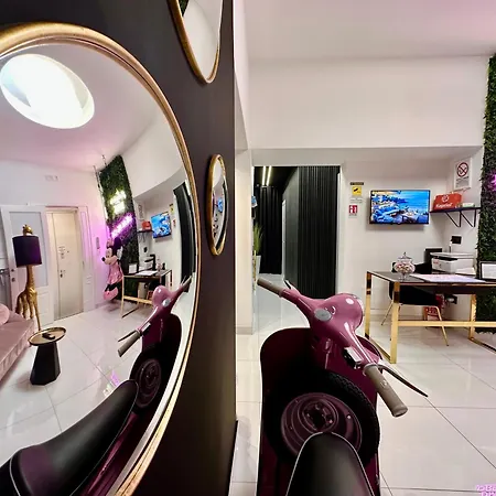 Elegance Spaccanapoli 4*