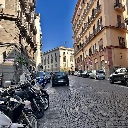 Elegance Spaccanapoli Bed and Breakfast