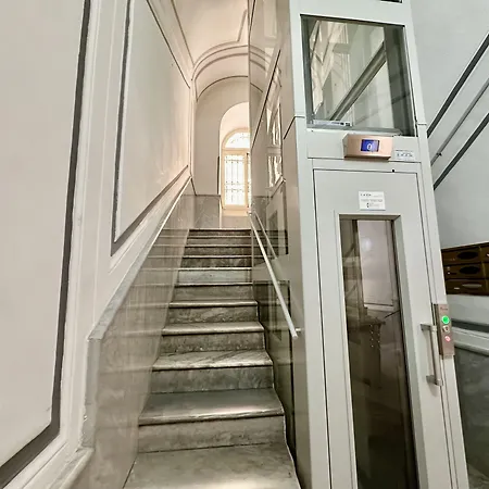 Elegance Spaccanapoli فندق مبيت وإفطار نابولي