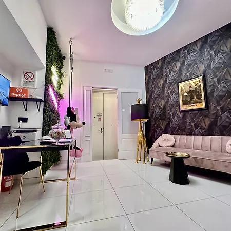 فندق مبيت وإفطار Elegance Spaccanapoli